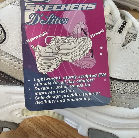 NIB Skechers D'Lites Women's White, Charcoal & Silver Sneakers Size-7 - Picture 11 of 16